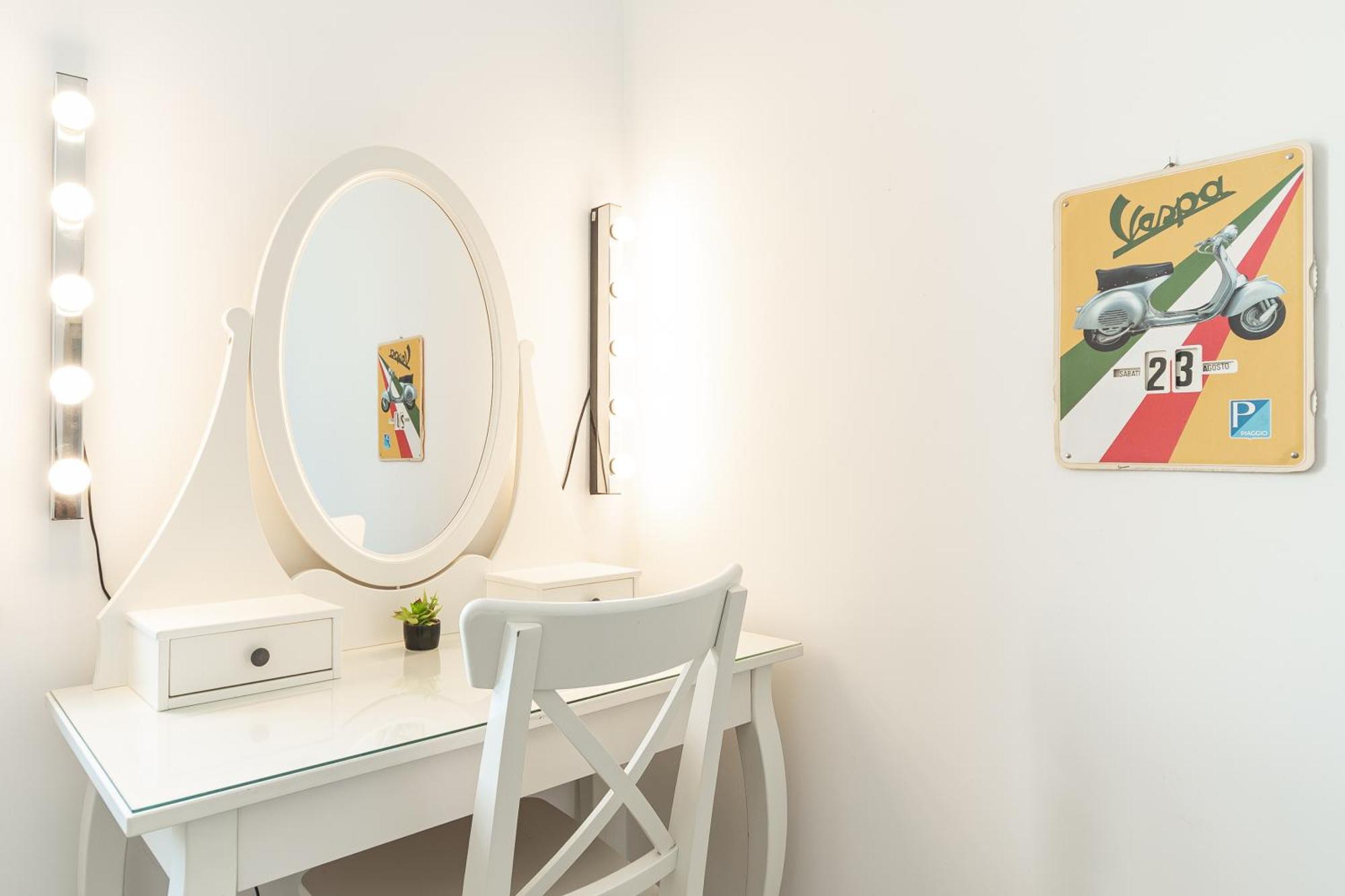 Spacious 3-Bedroom Apartment - 10 Min To City Center & 5 Min To Gaslini Hospital Genoa Luaran gambar